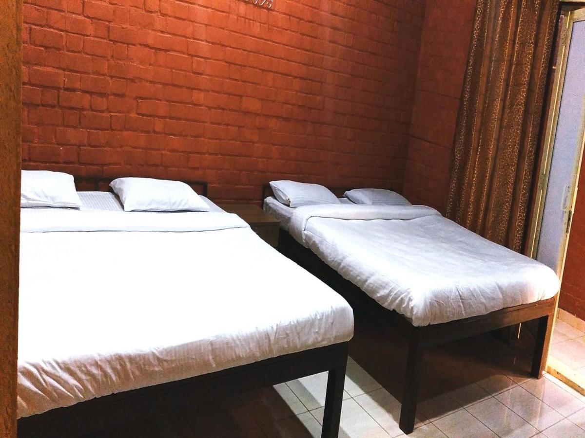 Cs County Resort 瑟格莱什布尔 外观 照片