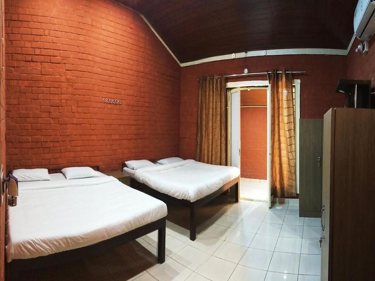 Cs County Resort 瑟格莱什布尔 外观 照片